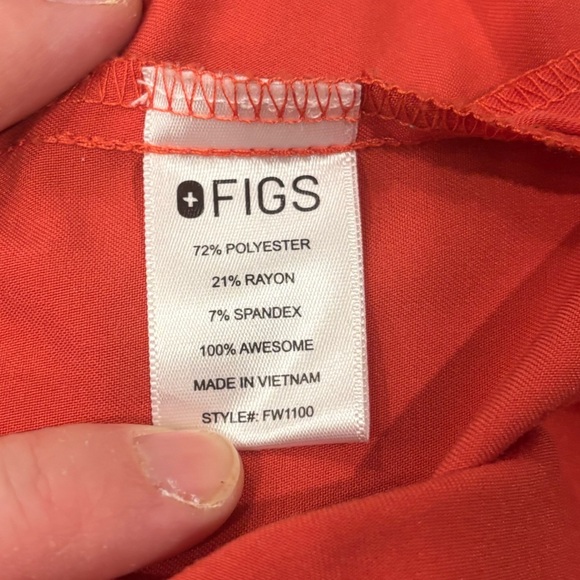 Figs Catarina One Pocket Scrub Top Terracotta Medium Limited Edition - Picture 7 of 7